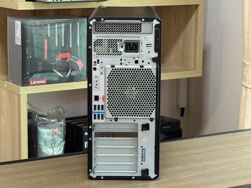 HP Z4 G5 Workstation