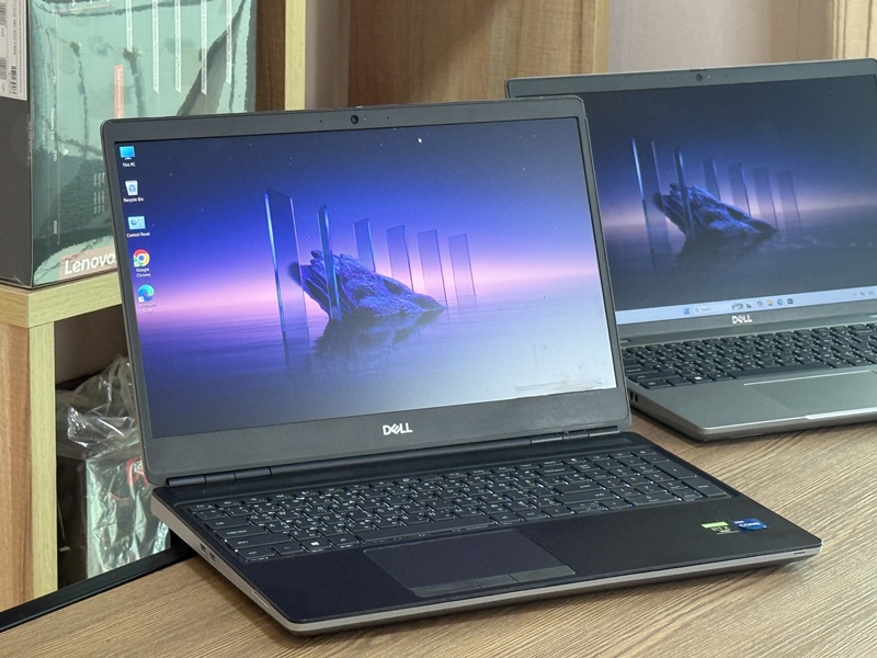 Dell Precision 7560 Mobile WorkStation