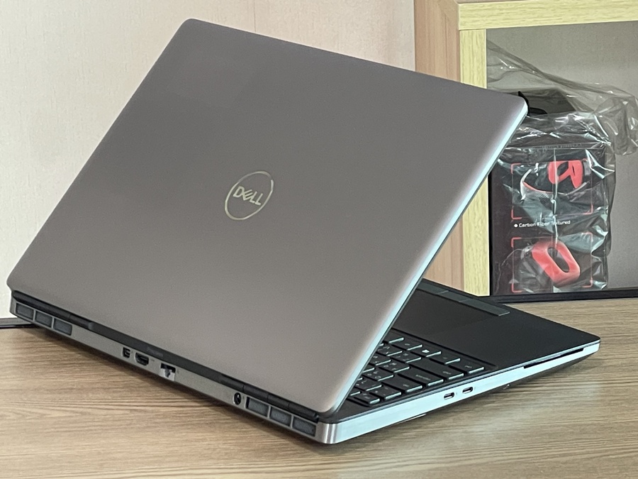 Dell Precision 7560 Mobile WorkStation