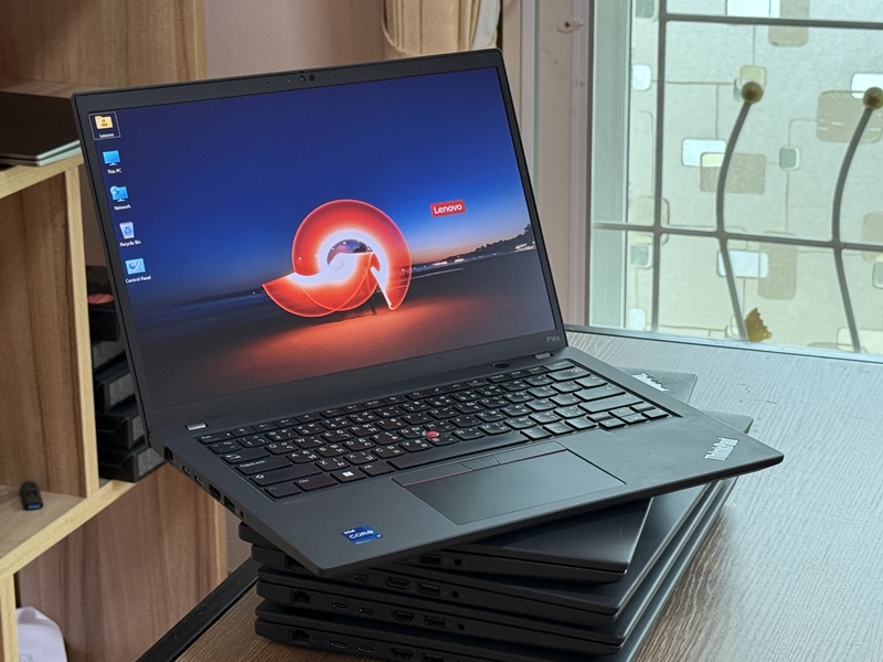 Lenovo Thinkpad P4s G3