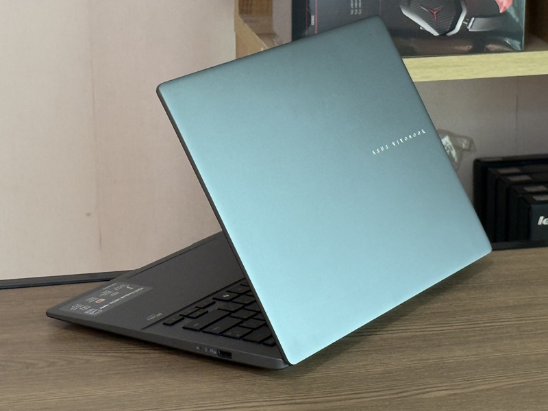 Asus Vivobook S14 S3407CA-LY729WA