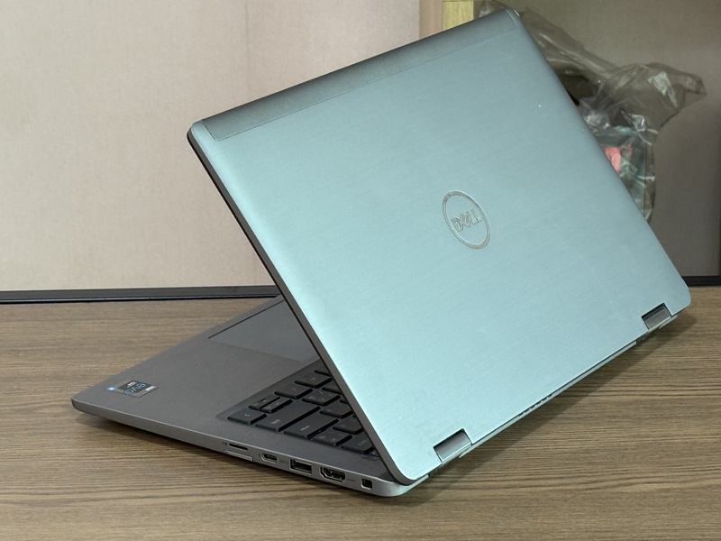 Dell Latitude 7420 2-1