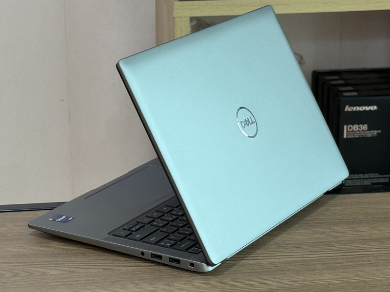 Dell Latitude 7440