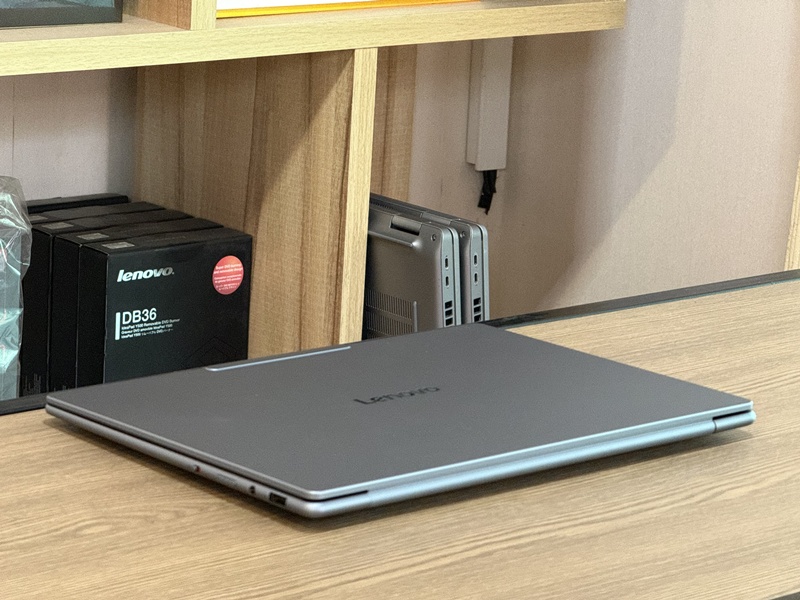 Lenovo Yoga Slim 7i 14ILL10-83JX001GTA