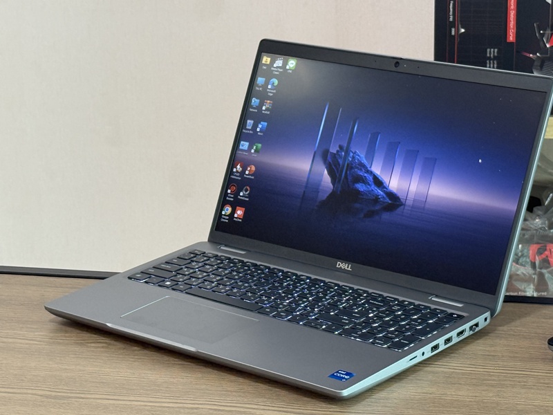Dell Precision 3581 Mobile WorkStation