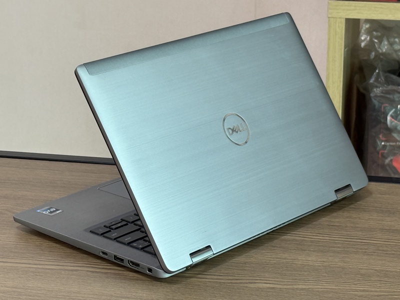 Dell Latitude 7430 2-1