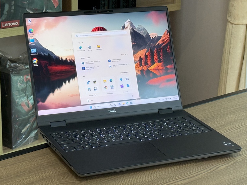 Dell Precision 7670 Mobile