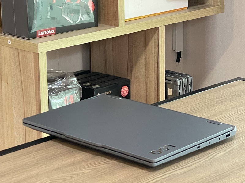 Lenovo LOQ 15IRX9