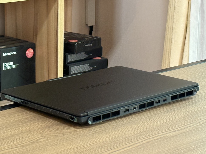 Lenovo Legion 5a 15AHP11