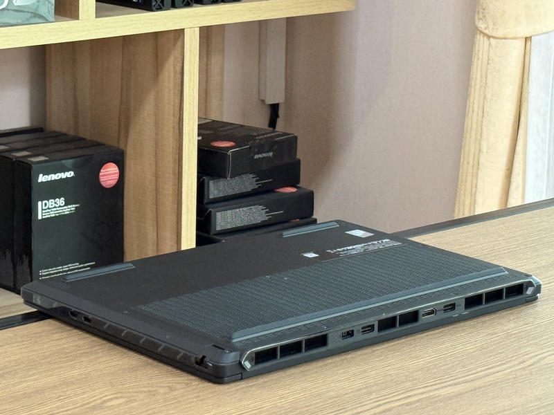 Lenovo Legion 5a 15AHP11