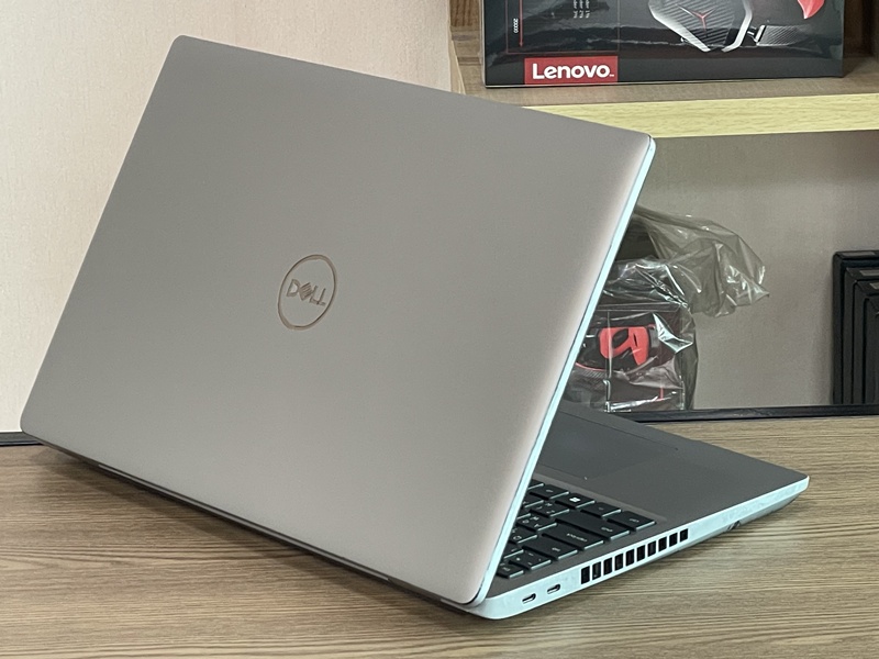 Dell Precision 3571 Mobile WorkStation