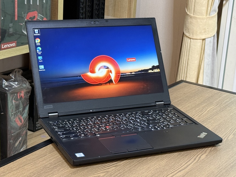 Lenovo Workstation Thinkpad P52