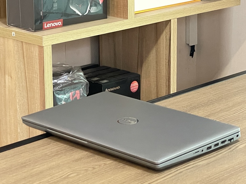 Dell Precision 3571 Mobile WorkStation