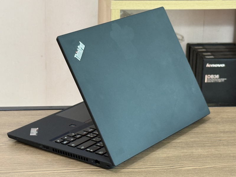 Lenovo Thinkpad T14 Gen 2