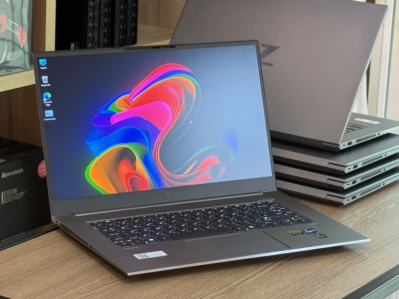 HP ZBook Studio 15 G8 Mobile Workstation