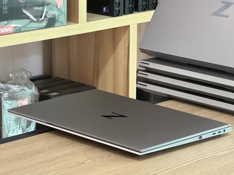 HP ZBook Studio 15 G8 Mobile Workstation