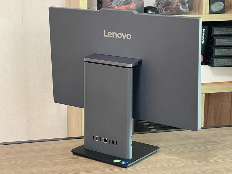 ThinkCentre Neo 50a 24 Gen 5 AIO