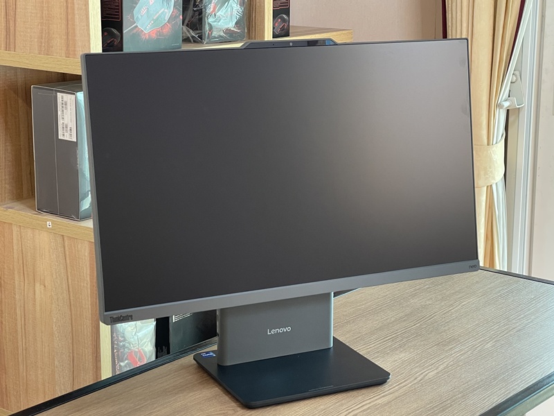 ThinkCentre Neo 50a 24 Gen 5 AIO