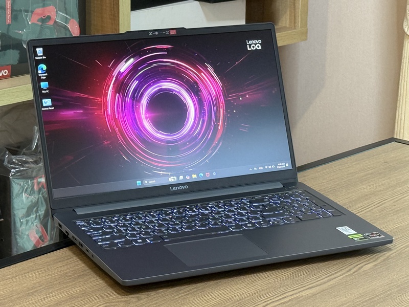 Lenovo LOQ 15ARP10E
