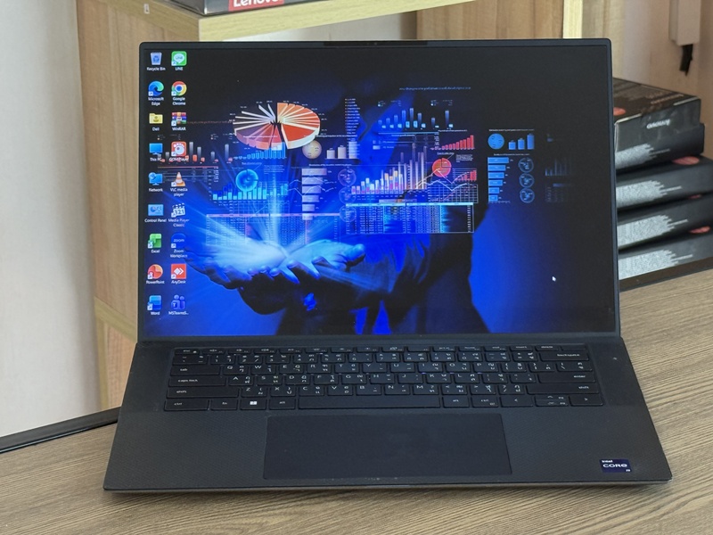 Dell Precision 5560