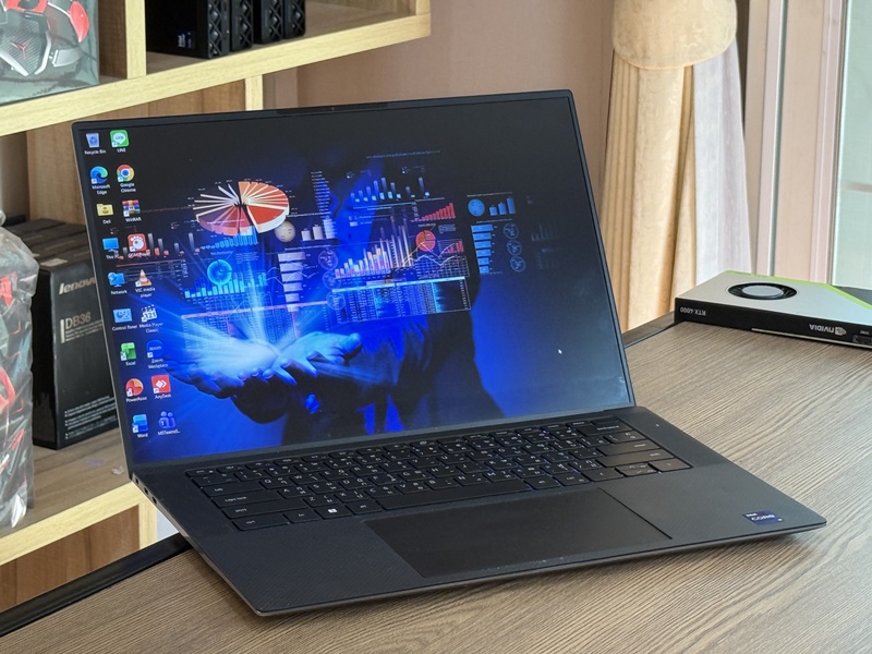 Dell Precision 5560